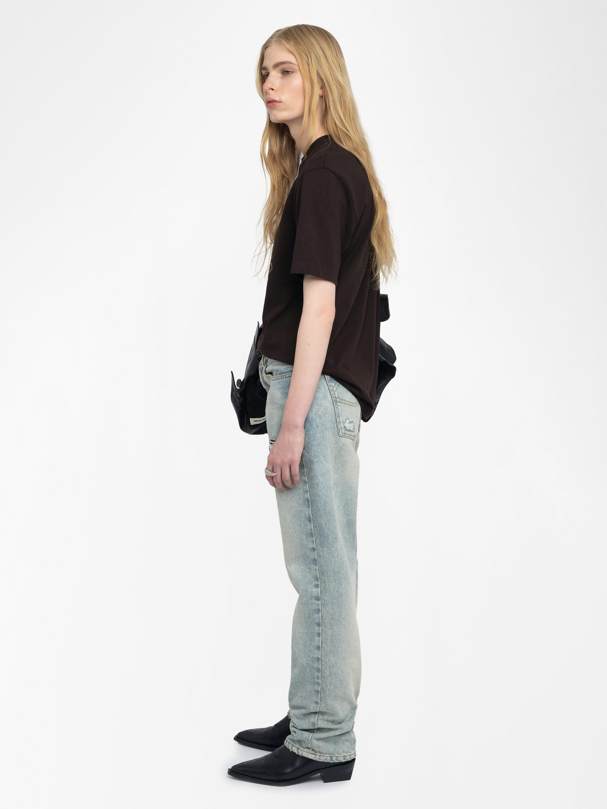 Edwin T-shirt - Oversized long sleeve T-shirt with rhinestone skull on the front.